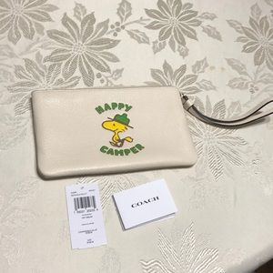 NWT, Coach X, Woodstock leather wristlet